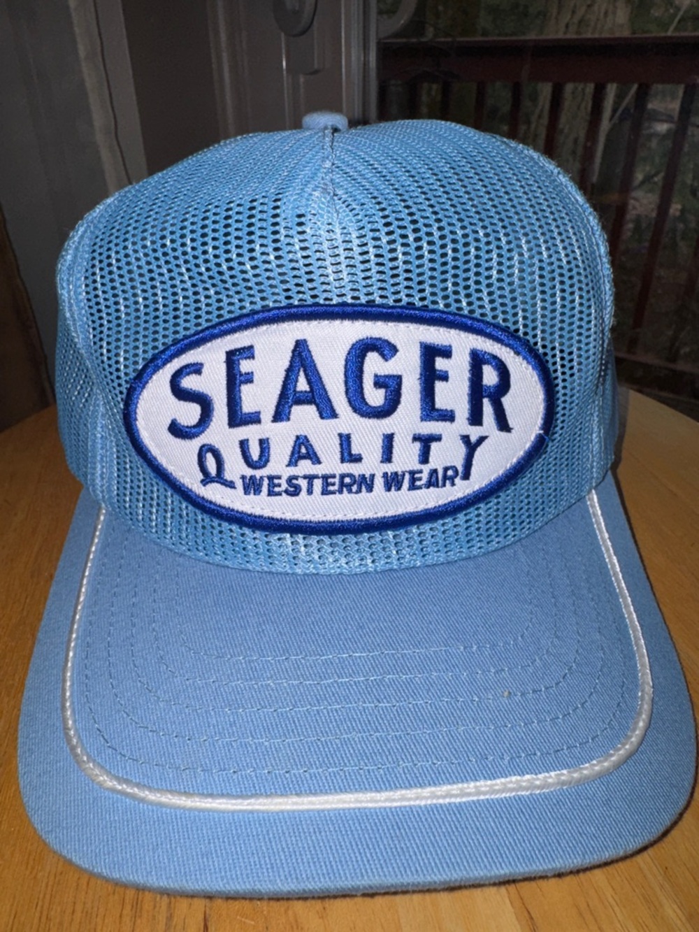 Seager hat blue